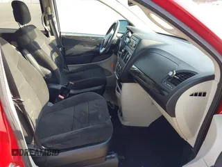 2013 Dodge Grand Caravan SE with VIN 2C4RDGBG9DR723999, listed as a IAAI auction lot 41993367 with 177,549 mi miles and . Bid and sale history available at DreamBid. Image 5.
