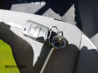 2025 Volkswagen Jetta Sport с VIN 3VWBX7BU8SM009474, выставлен на аукционе IAAI как лот 41904378 с пробегом 5 508 миль миль и . История ставок и продаж доступна на DreamBid. Изображение 11.
