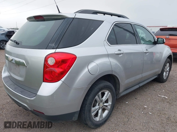 2013 Chevrolet Equinox LT z VIN 2GNALDEK9D1130874, wystawiony jako IAAI lot #42202955 z przebiegiem 156 259 mil mil oraz . Historia ofert i sprzedaży dostępna na DreamBid. Obrazek 4.