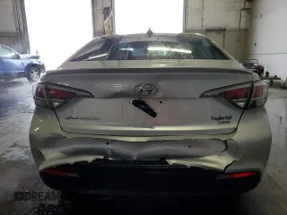 2016 Hyundai Sonata Hybrid Limited with VIN KMHE34L17GA025941, listed as a Copart auction lot 37367514 with 95,905 mi miles. Bid and sale history available at carsss.com. Image 6.