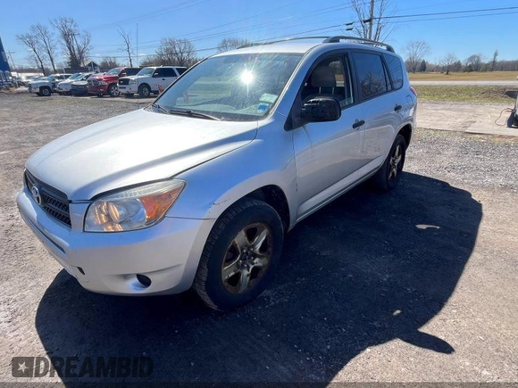 2006 Toyota RAV4 with VIN JTMBD33V165036541, listed as a IAAI auction lot 41918053 with 137,865 mi miles. Bid and sale history available at carsss.com. Image 2.