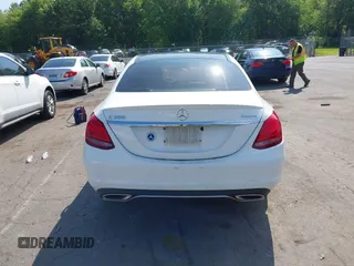 2017 Mercedes-Benz C 300 с VIN 55SWF4KB8HU208704, выставлен на аукционе IAAI как лот 42051688 с пробегом 108 835 миль миль и . История ставок и продаж доступна на DreamBid. Изображение 15.