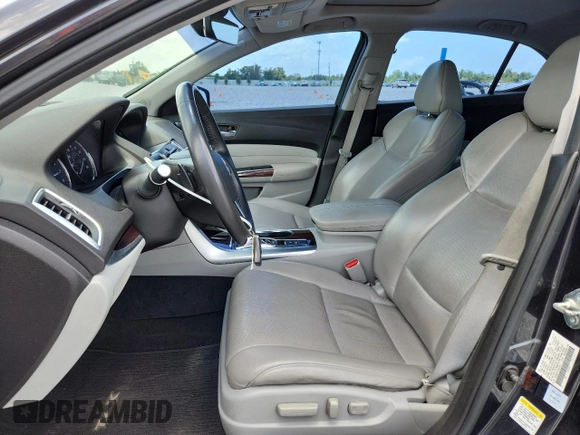 2015 Acura TLX Technology with VIN 19UUB2F51FA014911, listed as a Copart auction lot 60070395 with 81,068 mi miles and Salvage title. Bid and sale history available at DreamBid. Image 7.