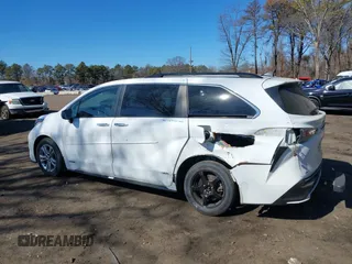 2021 Toyota Sienna XSE with VIN 5TDDSKFC5MS033166, listed as a IAAI auction lot 41678277 with 48,347 mi miles. Bid and sale history available at carsss.com. Image 14.
