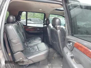 2005 GMC Envoy XL SLE with VIN 1GKET16S156114805, listed as a IAAI auction lot 42163519 with 168,584 mi miles. Bid and sale history available at carsss.com. Image 8.