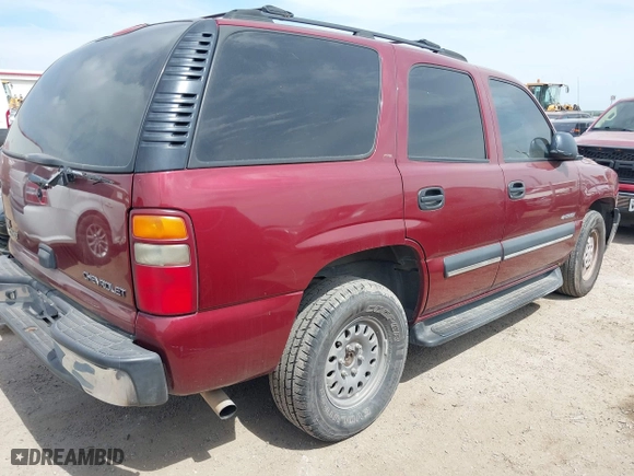 2002 Chevrolet Tahoe LT with VIN 1GNEC13Z62R270370, listed as a IAAI auction lot 42066123 with 340,750 mi miles. Bid and sale history available at carsss.com. Image 4.
