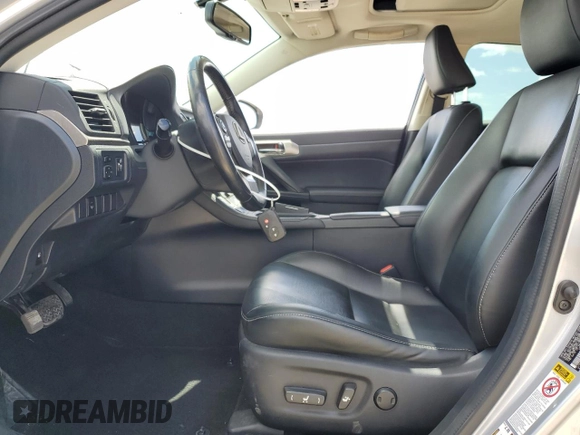 2016 Lexus CT 200h z VIN JTHKD5BH9G2263274, wystawiony jako Copart lot #53585255 z przebiegiem 87 797 mil mil oraz Szkoda całkowita • Salvage title. Historia ofert i sprzedaży dostępna na DreamBid. Obrazek 7.