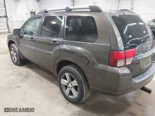 2010 Mitsubishi Endeavor SE with VIN 4A4JN3AS4AE011216, listed as a IAAI auction lot 42048644 with 176,664 mi miles. Bid and sale history available at carsss.com. Image 3.