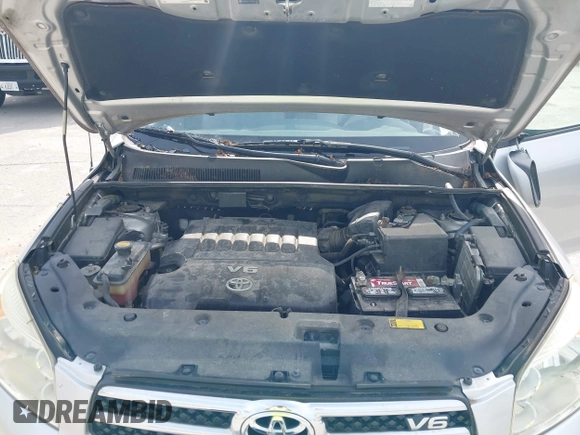 2008 Toyota RAV4 Limited with VIN JTMZK31V386015095, listed as a IAAI auction lot 42756962 with 79,547 mi miles and . Bid and sale history available at DreamBid. Image 10.