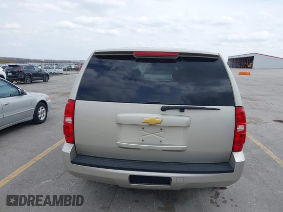 2013 Chevrolet Tahoe Commercial with VIN 1GNLC2E07DR266441, listed as a IAAI auction lot 42062162 with 133,321 mi miles and . Bid and sale history available at DreamBid. Image 16.