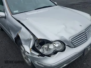 2003 Mercedes-Benz C 320 with VIN WDBRF64J83F345515, listed as a IAAI auction lot 42505646 with 186,819 mi miles and . Bid and sale history available at DreamBid. Image 6.