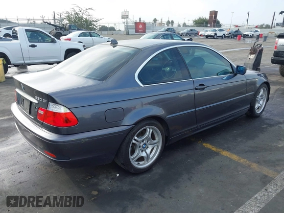 2005 BMW 3 Series 330Ci with VIN WBABD53475PL16418, listed as a IAAI auction lot 41217356 with 158,274 mi miles and . Bid and sale history available at carsss.com. Image 4.