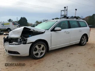 2010 Volvo V70 with VIN YV1960BW0A1164023, listed as a Copart auction lot 80952084 with 212,552 mi miles and Salvage Title. Bid and sale history available at DreamBid. Image 1.