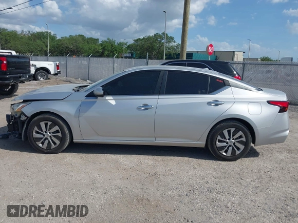 2019 Nissan Altima S with VIN 1N4BL4BV7KC148881, listed as a IAAI auction lot 41957694 with 130,465 mi miles and . Bid and sale history available at DreamBid. Image 15.