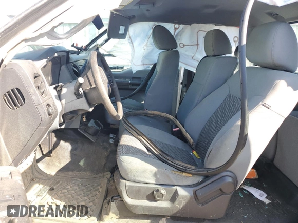 2014 Ford F-250 XL z VIN 1FT7X2B64EEA68416, wystawiony jako Copart lot #59784395 z przebiegiem 219 079 mil mil oraz Szkoda całkowita • Salvage title. Historia ofert i sprzedaży dostępna na DreamBid. Obrazek 7.