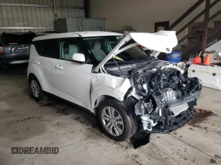 2021 Kia Soul S with VIN KNDJ23AUXM7129491, listed as a Copart auction lot 49518815 with 8,555 mi miles and Non Repairable. Bid and sale history available at DreamBid. Image 4.
