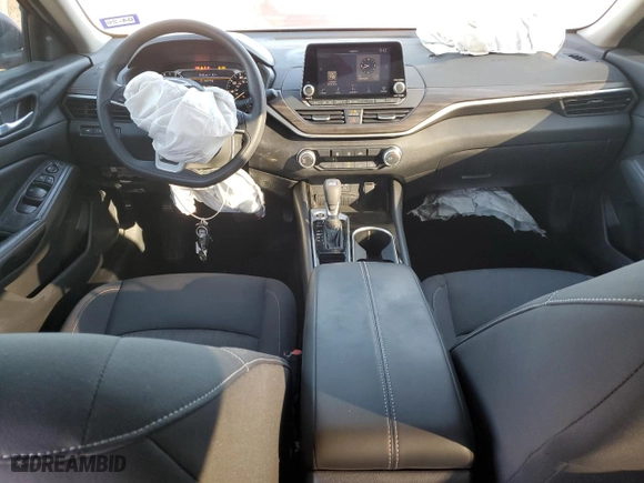 2024 Nissan Altima 2.5 SV with VIN 1N4BL4DV7RN343715, listed as a Copart auction lot 43231645 with 10,496 mi miles and Salvage Title. Bid and sale history available at carsss.com. Image 8.