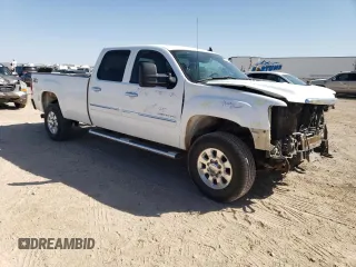 2012 GMC Sierra 3500HD SRW SLE z VIN 1GT423C80CF202840, wystawiony jako Copart lot #73801354 z przebiegiem 187 849 mil mil oraz Szkody całkowita. Historia ofert i sprzedaży dostępna na DreamBid. Obrazek 4.