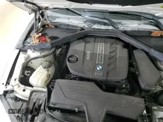 2017 BMW 3 Series 328d xDrive z VIN WBA8F1C59HK825711, wystawiony jako Copart lot #49440605 z przebiegiem 130 082 mil mil oraz Szkoda całkowita • Salvage title. Historia ofert i sprzedaży dostępna na DreamBid. Obrazek 13.