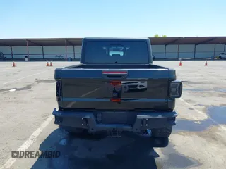 2020 Jeep Gladiator Sport S with VIN 1C6HJTAGXLL123540, listed as a IAAI auction lot 42453999 with 27,855 mi miles and . Bid and sale history available at DreamBid. Image 17.