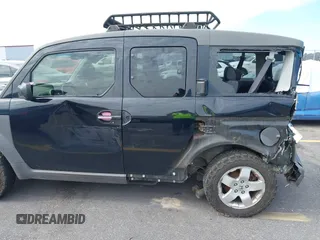 2004 Honda Element EX with VIN 5J6YH28654L009064, listed as a IAAI auction lot 41649560 with 218,427 mi miles and . Bid and sale history available at DreamBid. Image 6.