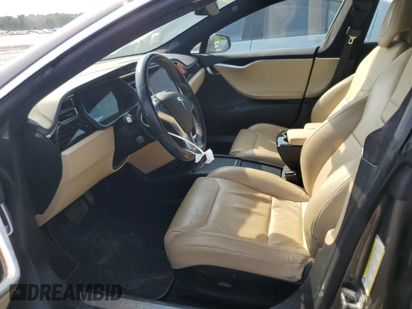 2017 Tesla Model S 100D z VIN 5YJSA1E2XHF173740, wystawiony jako Copart lot #62233125 z przebiegiem 73 932 mil mil oraz Szkoda całkowita • Salvage title. Historia ofert i sprzedaży dostępna na DreamBid. Obrazek 7.