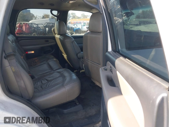 2002 Chevrolet Tahoe LS z VIN 1GNEC13TX2R240719, wystawiony jako IAAI lot #41616356 z przebiegiem 235 081 mil mil oraz . Historia ofert i sprzedaży dostępna na DreamBid. Obrazek 8.