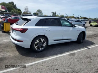 2022 Audi e-tron Premium with VIN WA1AAAGE3NB013467, listed as a Copart auction lot 47391893 with 22,979 mi miles. Bid and sale history available at carsss.com. Image 3.