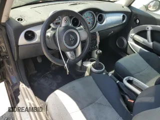 2006 MINI Hardtop with VIN WMWRC33516TK73752, listed as a Copart auction lot 62053245 with 126,836 mi miles and Clean title. Bid and sale history available at DreamBid. Image 8.
