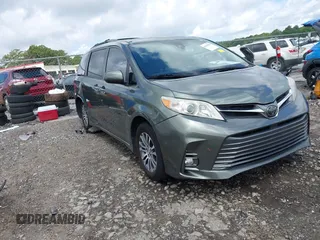 2019 Toyota Sienna XLE Auto Access Seat z VIN 5TDYZ3DC4KS994778, wystawiony jako IAAI lot #42512550 z przebiegiem 85 991 mil mil oraz . Historia ofert i sprzedaży dostępna na DreamBid. Obrazek 1.
