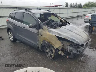 2013 Ford Escape SE с VIN 1FMCU9GX3DUA83460, выставлен на аукционе Copart как лот 58728895 с пробегом Не указан миль и Списание • Salvage title. История ставок и продаж доступна на DreamBid. Изображение 4.