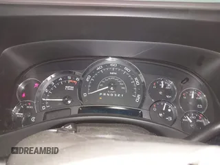 2006 Cadillac Escalade EXT z VIN 3GYEK62NX6G127722, wystawiony jako IAAI lot #41802667 z przebiegiem 127 581 mil mil oraz . Historia ofert i sprzedaży dostępna na DreamBid. Obrazek 7.