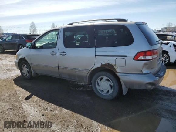 2003 Toyota Sienna LE with VIN 4T3ZF13C03U536285, listed as a Copart auction lot 51961005 with 359,820 mi miles and Salvage Title. Bid and sale history available at carsss.com. Image 2.