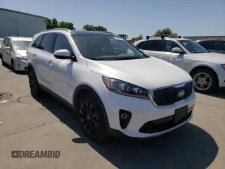 2020 Kia Sorento EX V6 with VIN 5XYPH4A50LG702777, listed as a Copart auction lot 52461705 with 126,668 mi miles and Clean Title. Bid and sale history available at carsss.com. Image 4.