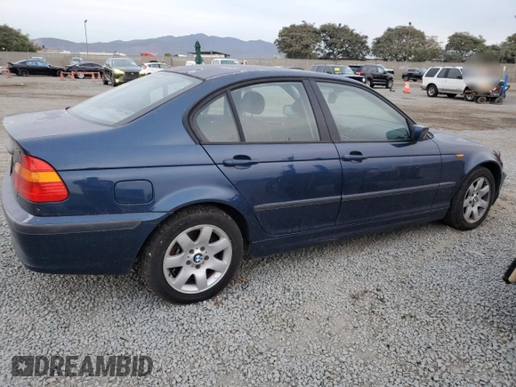 2005 BMW 3 Series 325xi with VIN WBAEU33445PR14886, listed as a Copart auction lot 82465894 with 203,328 mi miles and Clean Title. Bid and sale history available at carsss.com. Image 3.