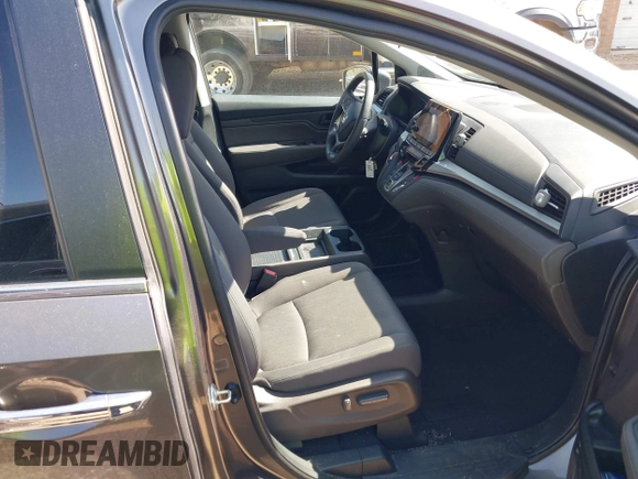 2020 Honda Odyssey EX with VIN 5FNRL6H59LB068868, listed as a IAAI auction lot 41930832 with 64,872 mi miles and . Bid and sale history available at DreamBid. Image 5.