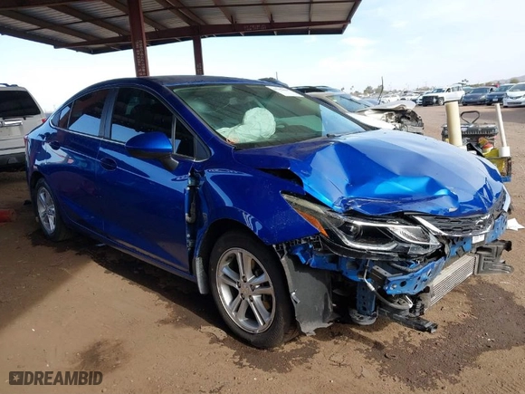 2018 Chevrolet Cruze LT with VIN 1G1BE5SM8J7196407, listed as a IAAI auction lot 41702288 with 72,216 mi miles. Bid and sale history available at carsss.com. Image 1.