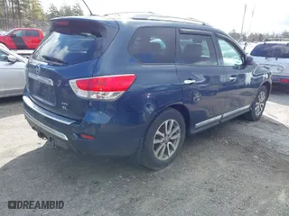 2015 Nissan Pathfinder Platinum with VIN 5N1AR2MM3FC665299, listed as a IAAI auction lot 41839483 with 176,585 mi miles. Bid and sale history available at carsss.com. Image 4.