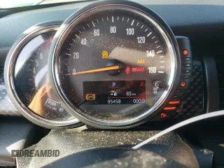 2016 MINI Hardtop 4 Door S z VIN WMWXU3C51G2D31535, wystawiony jako Copart lot #42832355 z przebiegiem 95 458 mil mil oraz Szkoda całkowita • Salvage title. Historia ofert i sprzedaży dostępna na DreamBid. Obrazek 9.