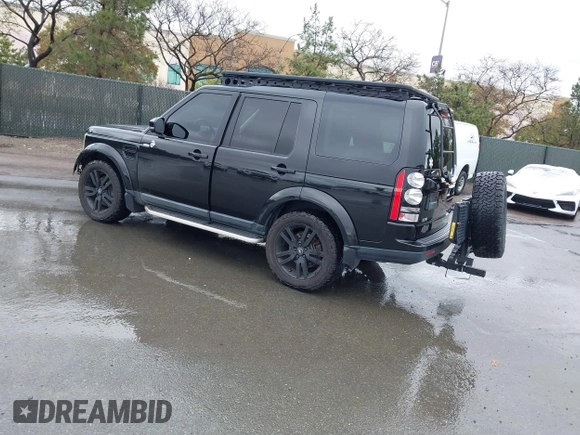 2016 Land Rover LR4 HSE Lux with VIN SALAK2V60GA816758, listed as a IAAI auction lot 41782012 with 130,255 mi miles and . Bid and sale history available at DreamBid. Image 3.