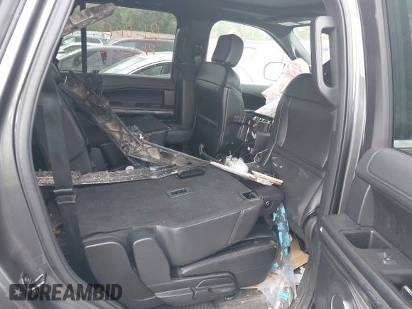 2020 Ford Expedition XLT with VIN 1FMJU1JT8LEA13492, listed as a IAAI auction lot 42250562 with Not provided miles and . Bid and sale history available at DreamBid. Image 8.