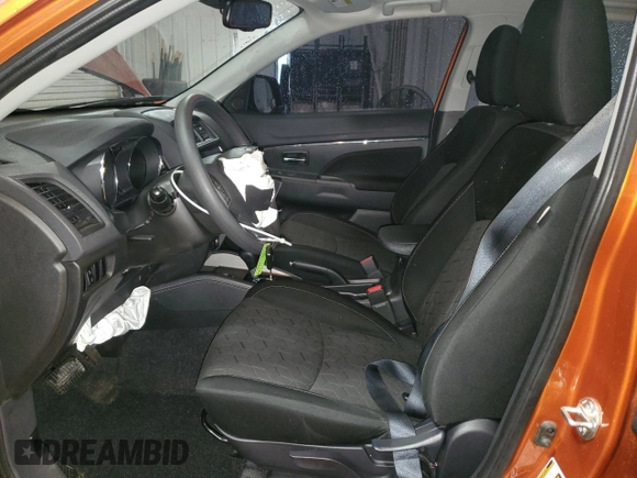 2024 Mitsubishi Outlander S z VIN JA4ARUAU2RU000617, wystawiony jako Copart lot #54299445 z przebiegiem 43 549 mil mil oraz Czysty tytuł • Clean title. Historia ofert i sprzedaży dostępna na DreamBid. Obrazek 7.