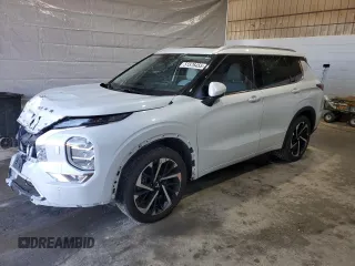 2024 Mitsubishi Outlander SEL z VIN JA4J4WA82RZ008927, wystawiony jako Copart lot #51576455 z przebiegiem 27 554 mil mil oraz Szkoda całkowita • Salvage title. Historia ofert i sprzedaży dostępna na DreamBid. Obrazek 1.