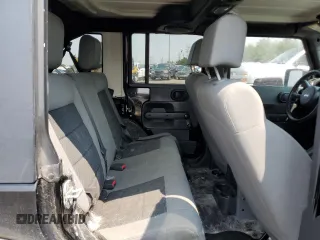 2008 Jeep Wrangler Unlimited X with VIN 1J4GB39118L505846, listed as a Copart auction lot 64015204 with 196,061 mi miles and Salvage Title. Bid and sale history available at DreamBid. Image 10.