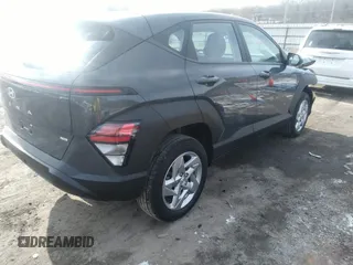 2024 Hyundai Kona SE with VIN KM8HACAB0RU164576, listed as a IAAI auction lot 41268103 with 5,914 mi miles. Bid and sale history available at carsss.com. Image 4.