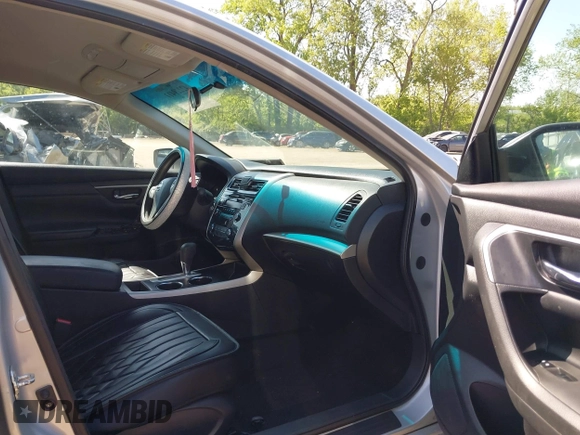 2015 Nissan Altima S z VIN 1N4AL3APXFC442581, wystawiony jako IAAI lot #42229411 z przebiegiem 112 219 mil mil oraz . Historia ofert i sprzedaży dostępna na DreamBid. Obrazek 5.