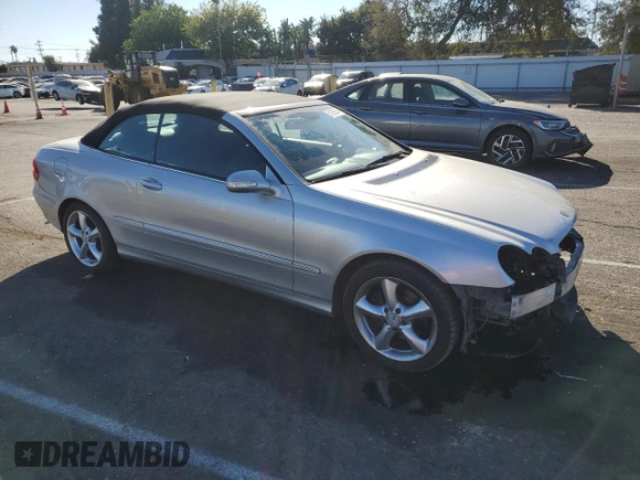 2005 Mercedes-Benz CLK 320 with VIN WDBTK65G45T045124, listed as a Copart auction lot 81193874 with 71,574 mi miles and Salvage Title. Bid and sale history available at DreamBid. Image 4.