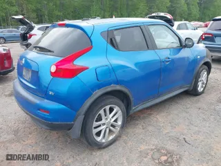 2011 Nissan Juke SL with VIN JN8AF5MR2BT007210, listed as a IAAI auction lot 41948520 with 161,580 mi miles. Bid and sale history available at carsss.com. Image 4.