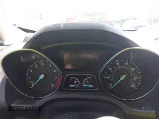 2019 Ford Escape Titanium с VIN 1FMCU9J94KUC24611, выставлен на аукционе IAAI как лот 42595286 с пробегом 77 280 миль миль и . История ставок и продаж доступна на DreamBid. Изображение 7.