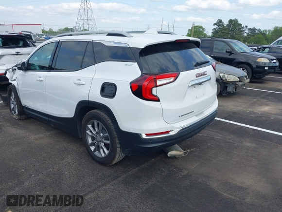 2022 GMC Terrain SLT with VIN 3GKALPEV4NL110119, listed as a IAAI auction lot 42033472 with 1 mi miles. Bid and sale history available at carsss.com. Image 3.